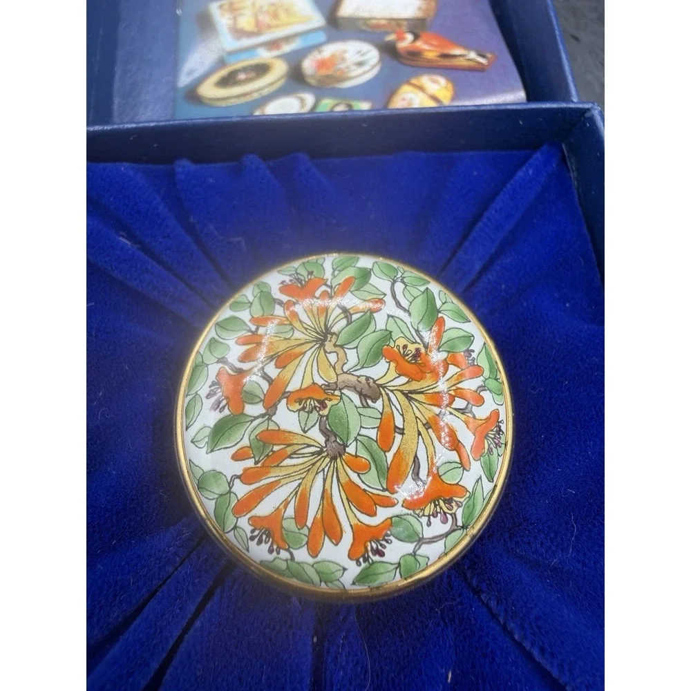 🌸 Halcyon Days Enamels Honeysuckle Tiny Trinket Box – Floral – Vintage ✨